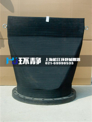 鴨嘴閥采用橡膠材質(zhì)滿足了各種惡劣條件