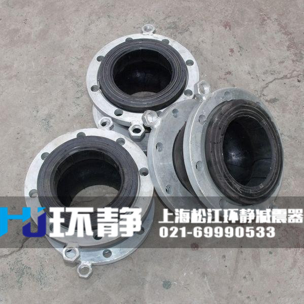 香港九龍佐敦<a href=http://www.dg-nexcom.com/products/xiangjiaojietou/function/180.html target=_blank class=infotextkey>耐油橡膠接頭</a>的實(shí)際安裝圖 /></p><h3>零部件材料</h3>
<table cellspacing=