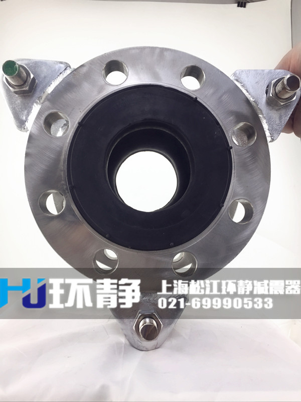 限位不銹鋼<a href=http://www.dg-nexcom.com/products/xiangjiaojietou/danqiu target=_blank class=infotextkey>單球體<a href=http://www.dg-nexcom.com target=_blank class=infotextkey>橡膠接頭</a></a>安裝實圖